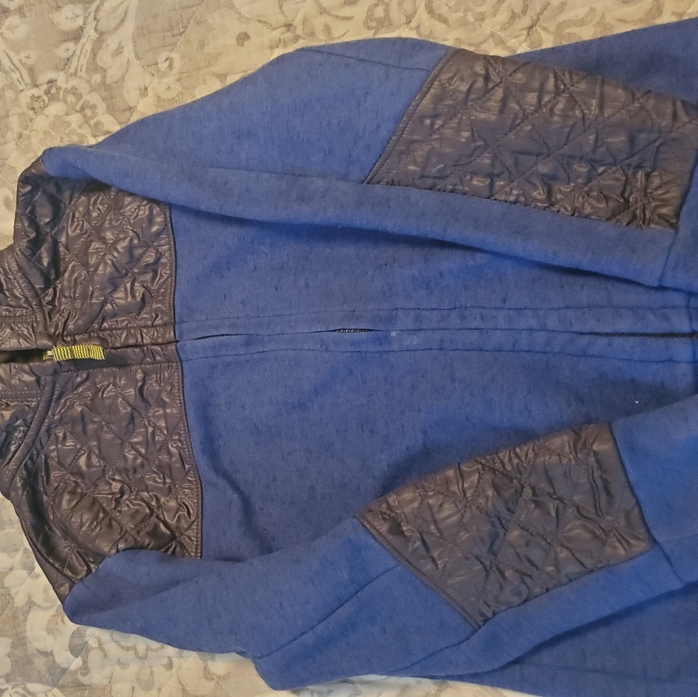Boys zip-up hoodie
